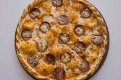 Kolbászos pizza